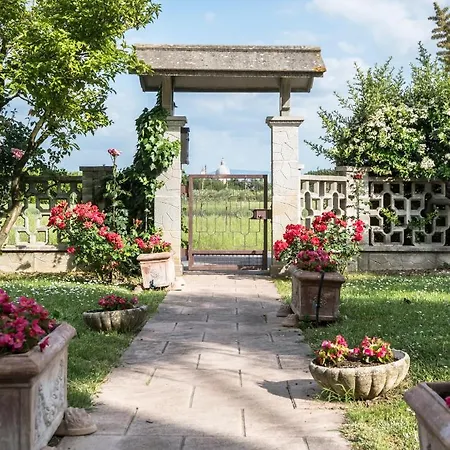 Mariella Bed & Breakfast *